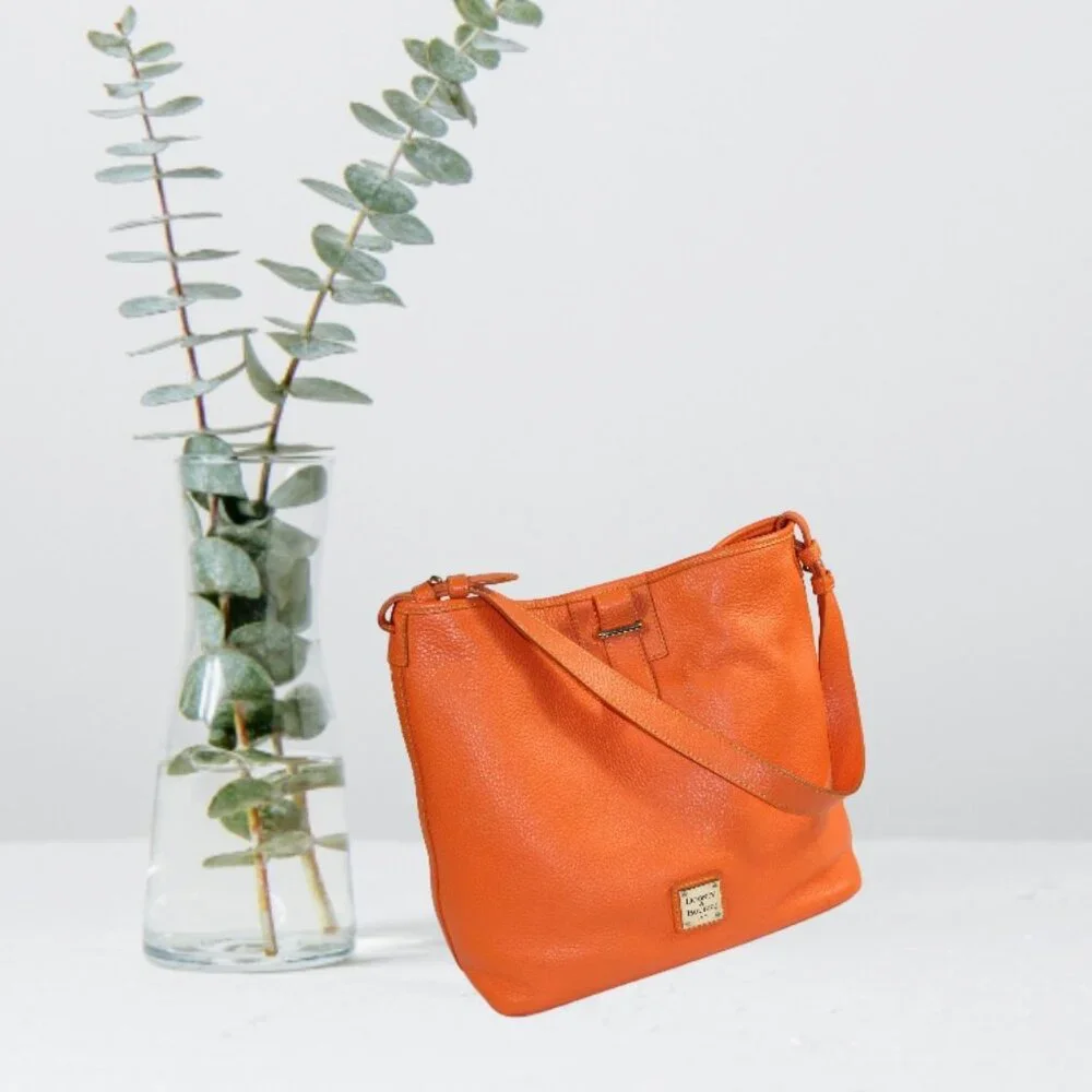 Dooney & Bourke Tabitha Persimmon Pebbled Grain Leather Bucket Shoulder … - Picture 2 of 10